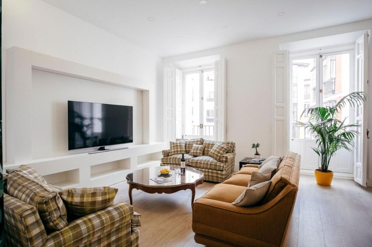 Fantastico 5H & 4B Madrid Centro Apartment — Photos 1